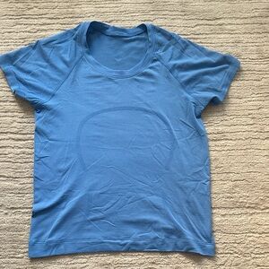 lululemon athletica Blue Short Sleeve Tee